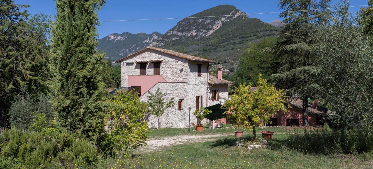Agriturismo I Melograni Ferentillo Exterior photo